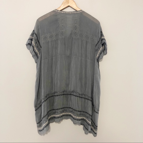 Johnny Was Embroidered floral tunic top grey XL - Picture 2 of 7